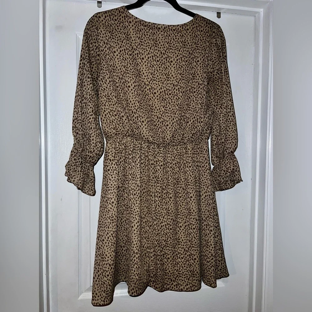 Meritt Leopard Print Long Sleeve Dress - Picture 2 of 2